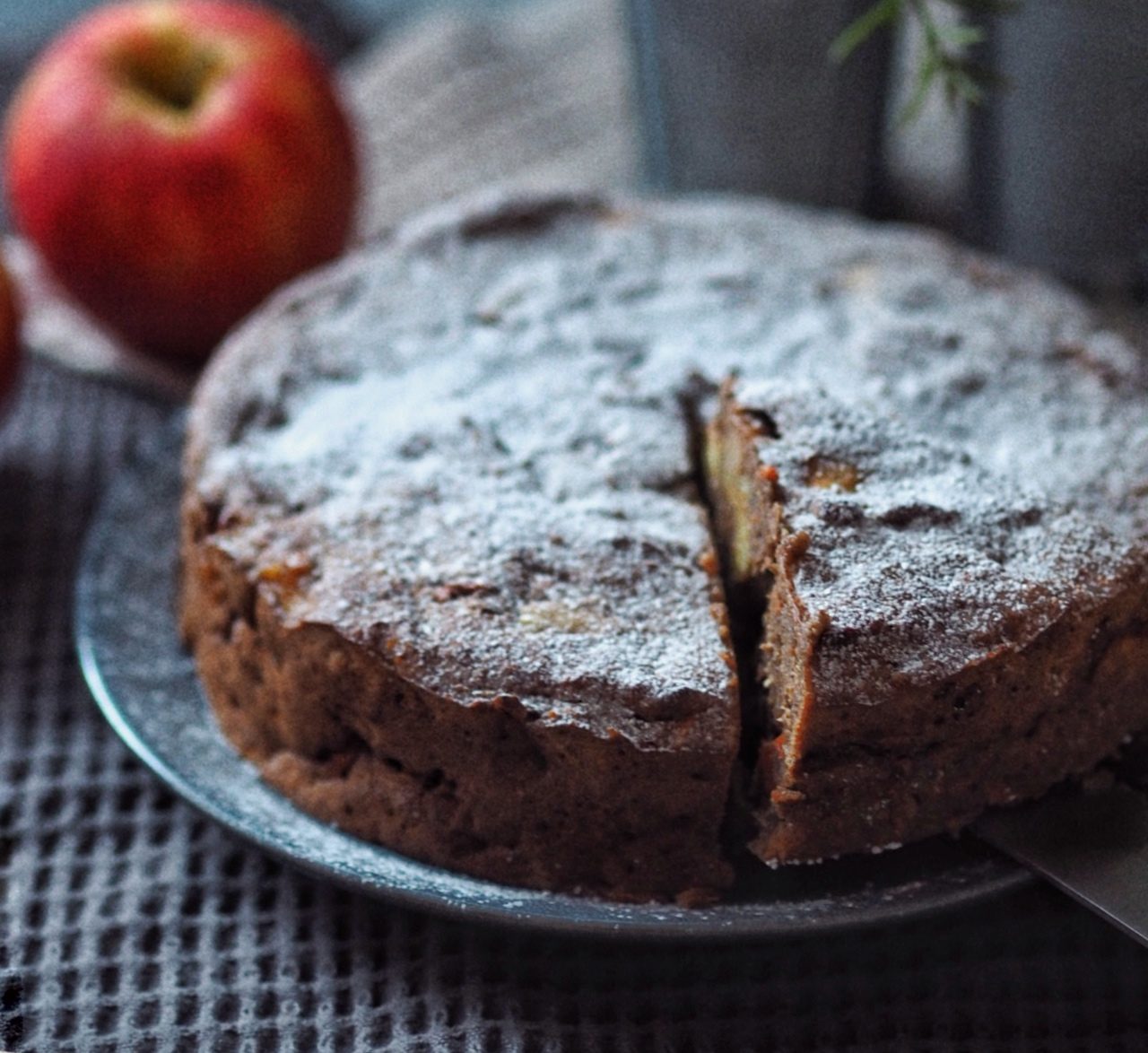carrot apple cake